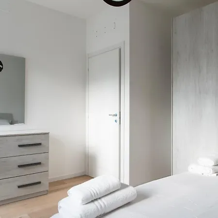 Apartamento Youhosty - Grazioli 11